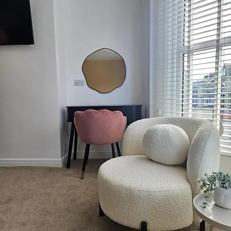 Salt & Sage, - New Holiday home *